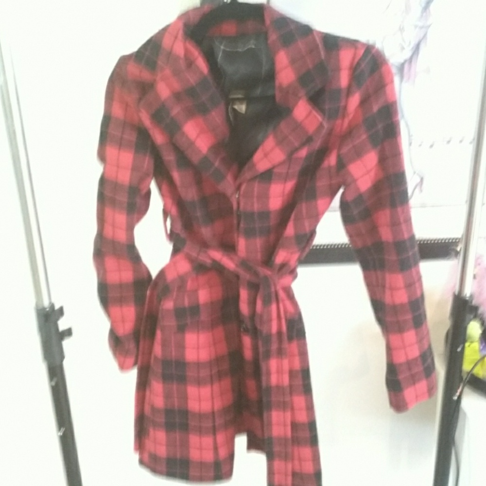 Plaid trenchcoat sz s
